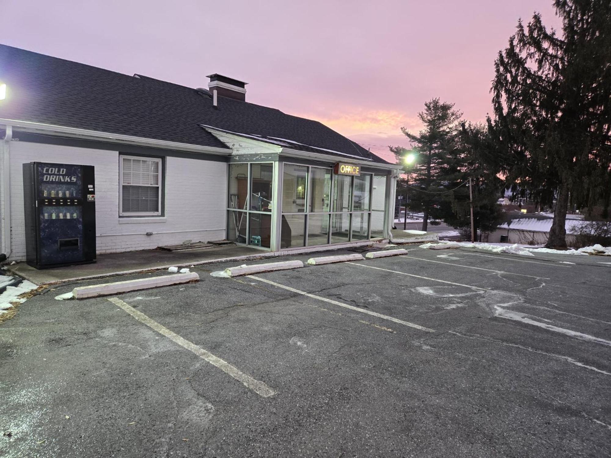 Skyline Motel By Belvilla Waynesboro Us 250 Exterior photo